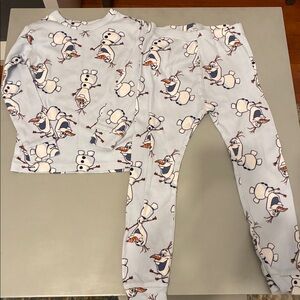 Olaf long sleeved pajamas size 4T